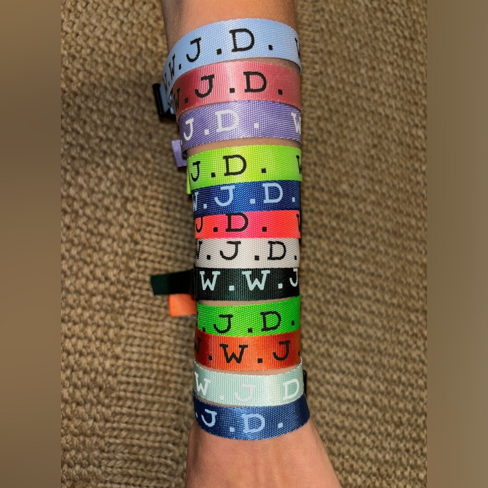 W.W.J.D Bracelets! comment me for the color/colors you want!